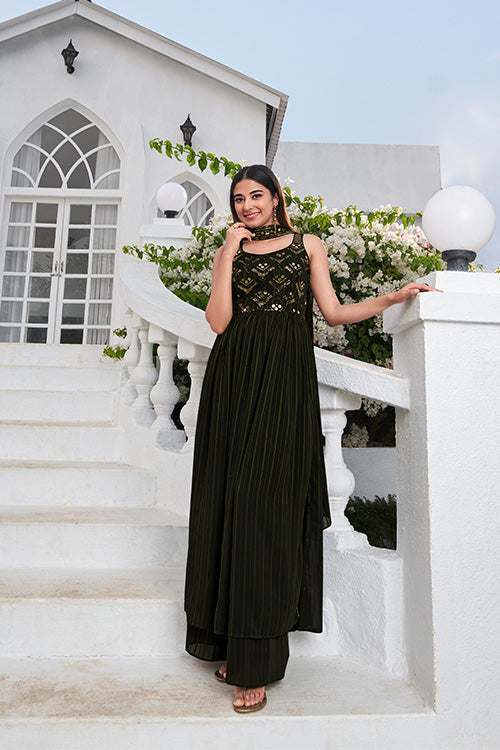 Georgette Thread And Sequins Embroidered Work Salwar Suit